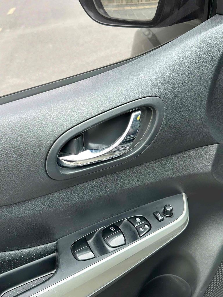 Nissan Navara 2.5 EL sx 2018 màu đen xe đẹp. Mua bán Ô tô tại Quận Cầu Giấy Hà Nội được đăng bởi Cao Quý hình 7