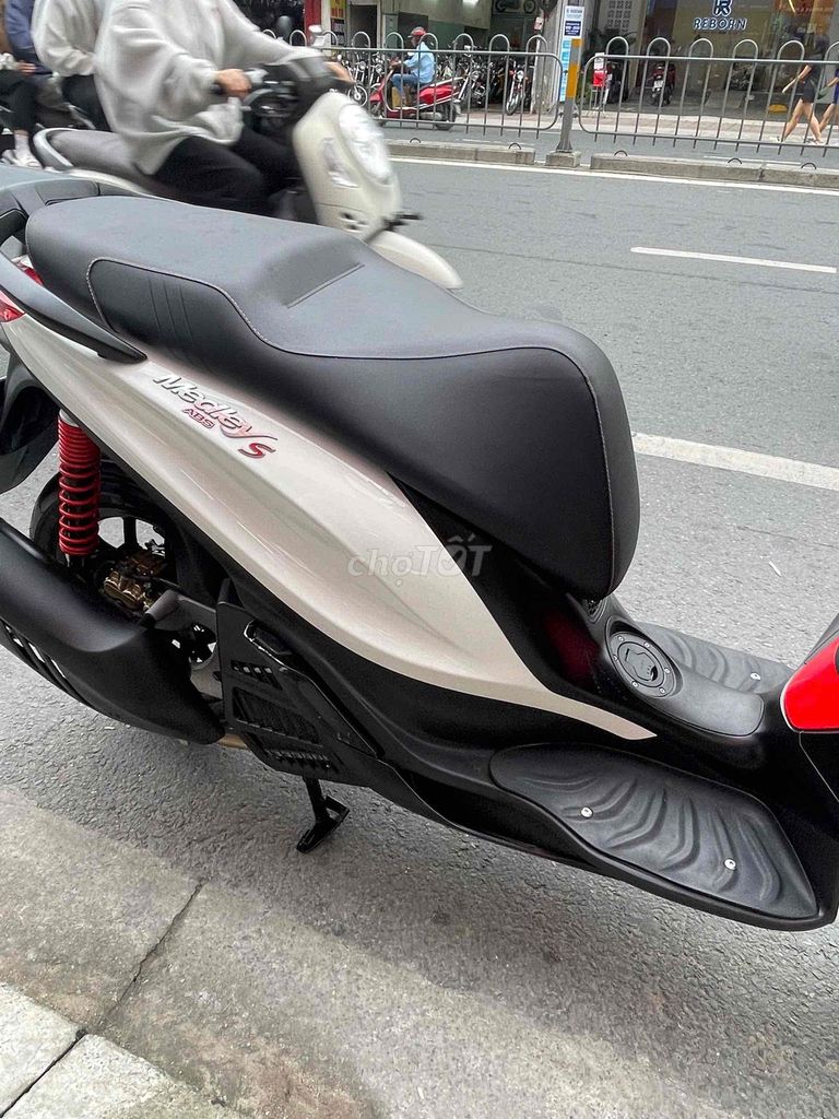 Medley 150cc chính chủ. Mua bán Xe máy tại Quận Phú Nhuận Tp Hồ Chí Minh được đăng bởi DŨNG HOÀNG  hình 4