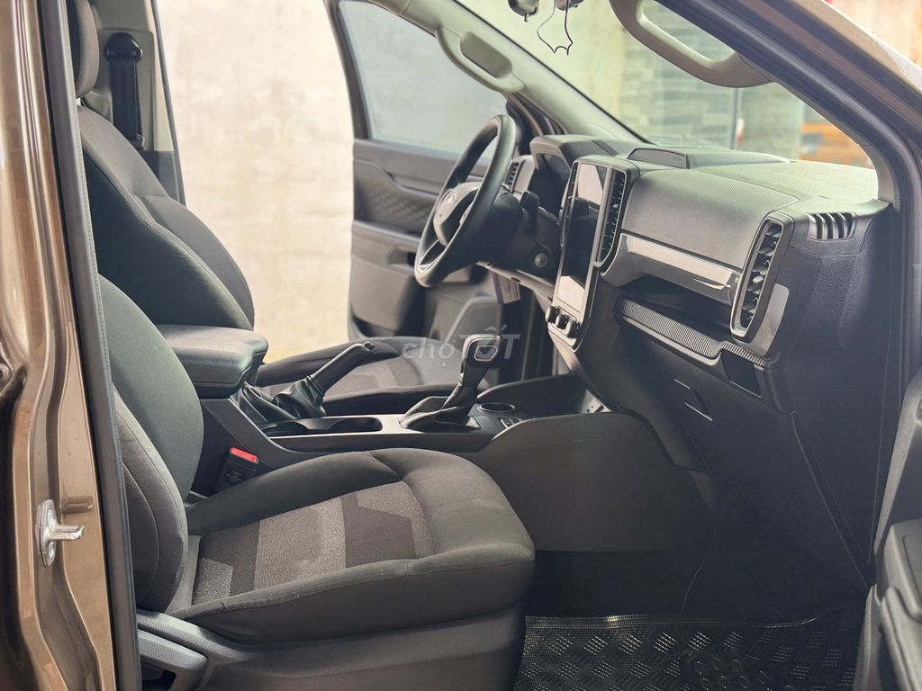 Ranger 2022 XLS hỗ trợ ngân hàng toàn quốc. Mua bán Ô tô tại Thành phố Thuận An Bình Dương được đăng bởi Oto An Suong hình 13