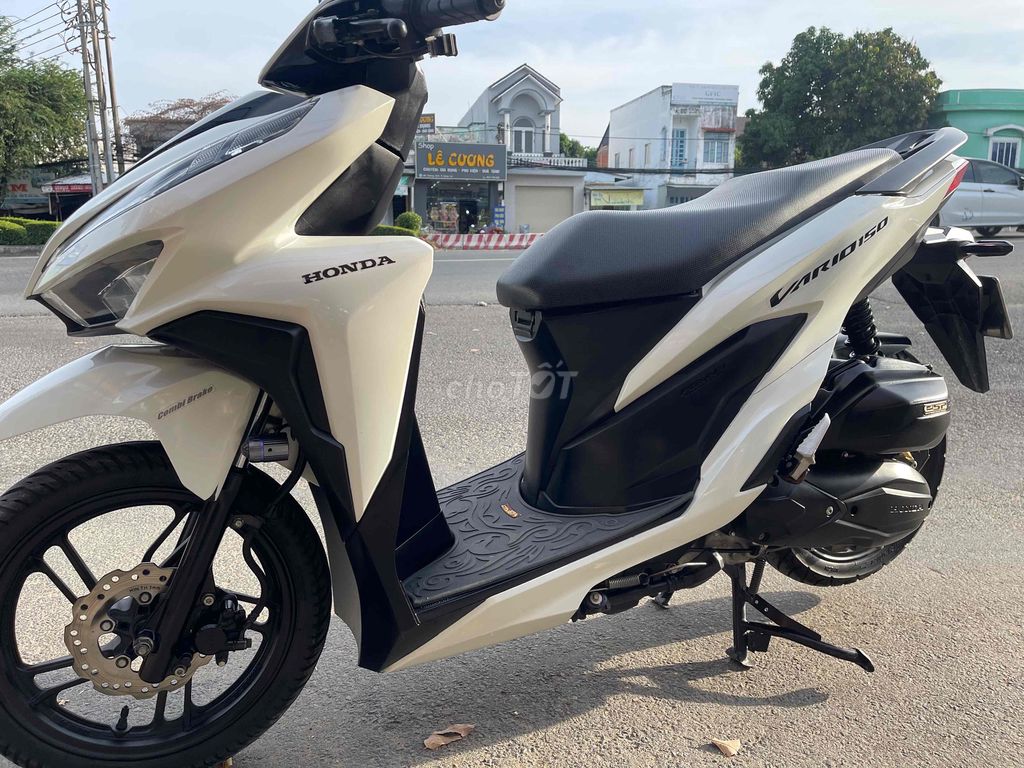 Honda Vario 150 2019 màu Trắng. Mua bán Xe máy tại Quận Ninh Kiều Cần Thơ được đăng bởi Cửa Hàng xe máy Hoàng Hải hình 2