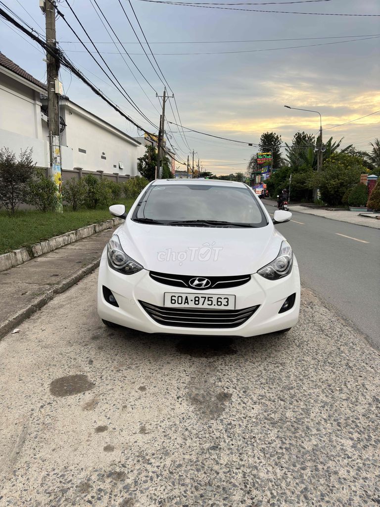 chính chủ cần bán Hyundai Elantra 2013 - 95425 km. Mua bán Ô tô tại Thành phố Biên Hòa Đồng Nai được đăng bởi Cao Xuân Mười hình 1