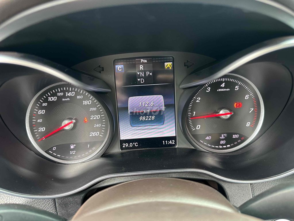 Mercedes Benz GLC 300 AMG  2016 Trắng Nâu 9 Vạn. Mua bán Ô tô tại Quận Cầu Giấy Hà Nội được đăng bởi Vũ Kiên hình 10