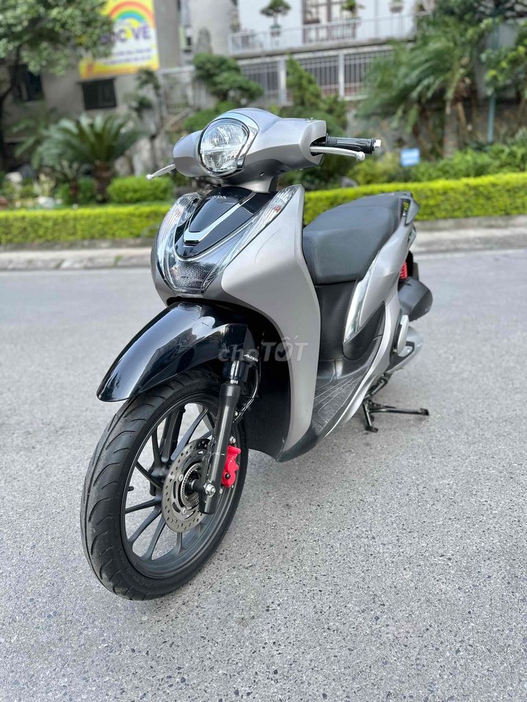 Honda SHmode 2021! 125 ABS chạy lướt. Mua bán Xe máy tại Quận Hoàng Mai Hà Nội được đăng bởi Xe Máy Quân Oanh  hình 8
