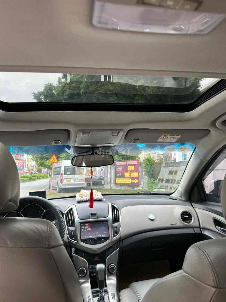 Chevrolet Cruze Trắng 5 chỗ Tự động. Mua bán Ô tô tại Huyện Hoài Đức Hà Nội được đăng bởi Đức Giang hình 6