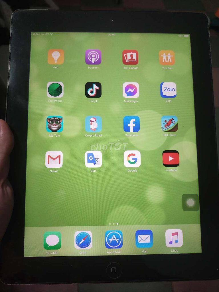 iPad 4 xài được sim và wifi icoud trống 1tr2