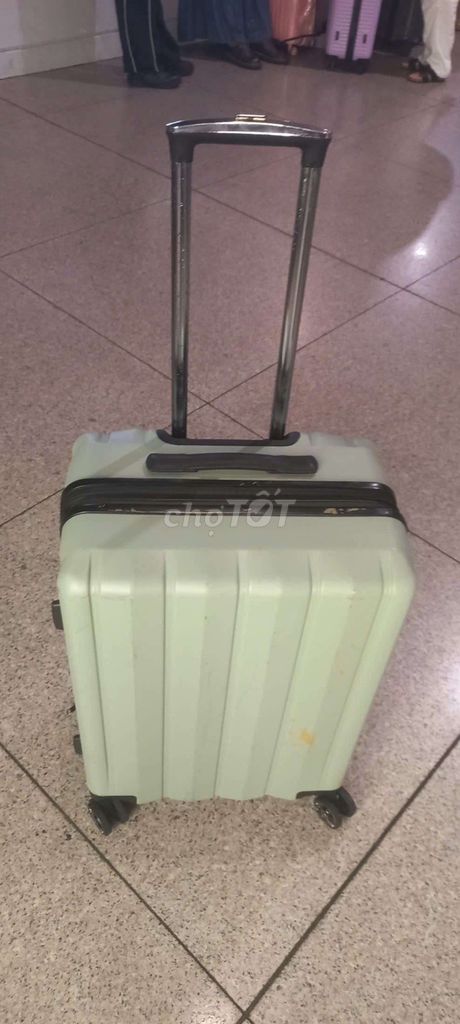 Vali kéo nhựa cứng Xanh nhạt đã sử dụng. Mua bán Túi xách tại Quận Tân Bình Tp Hồ Chí Minh được đăng bởi Bùi viết Ngọc đức hình 1