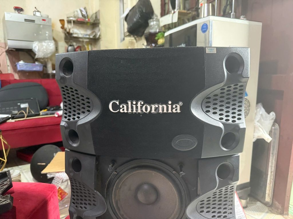 Loa karaoke California SP-98K Đã sử dụng. Mua bán Tivi, Âm thanh tại Quận Tân Bình Tp Hồ Chí Minh được đăng bởi hồ hoàng triều hình 1
