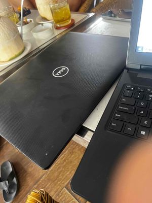 Thanhnlys laptop dell i3 8th máy còn mới nguyên