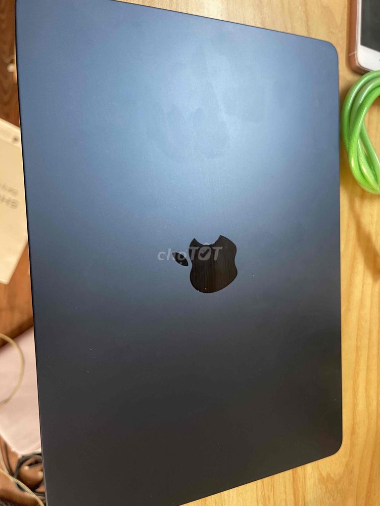 Macbook Air M2 13” 2022 8g/256 midnightbh3 tháng. Mua bán Laptop tại Quận 3 Tp Hồ Chí Minh được đăng bởi Phúc Nguyễn hình 1