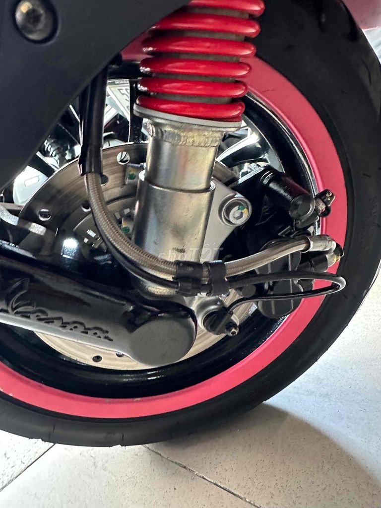 piaggio mua 2023 chạy 7 ngàn km mới 99% zin 100%. Mua bán Xe máy tại Quận 8 Tp Hồ Chí Minh được đăng bởi A. Hải hình 5