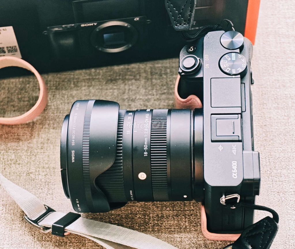Sony A6400M Chín Hãng BH05/27 Kèm Sigma 18-50 F2.8. Mua bán Máy ảnh, Máy quay tại Quận 4 Tp Hồ Chí Minh được đăng bởi Minh Anh hình 1