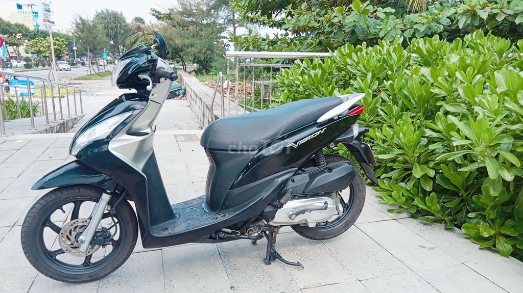 Xe Honda Vision 110cc BS 43 Đen Bóng đẹp Máy Êm Ru. Mua bán Xe máy tại Quận Thanh Khê Đà Nẵng được đăng bởi Trần Khải hình 4