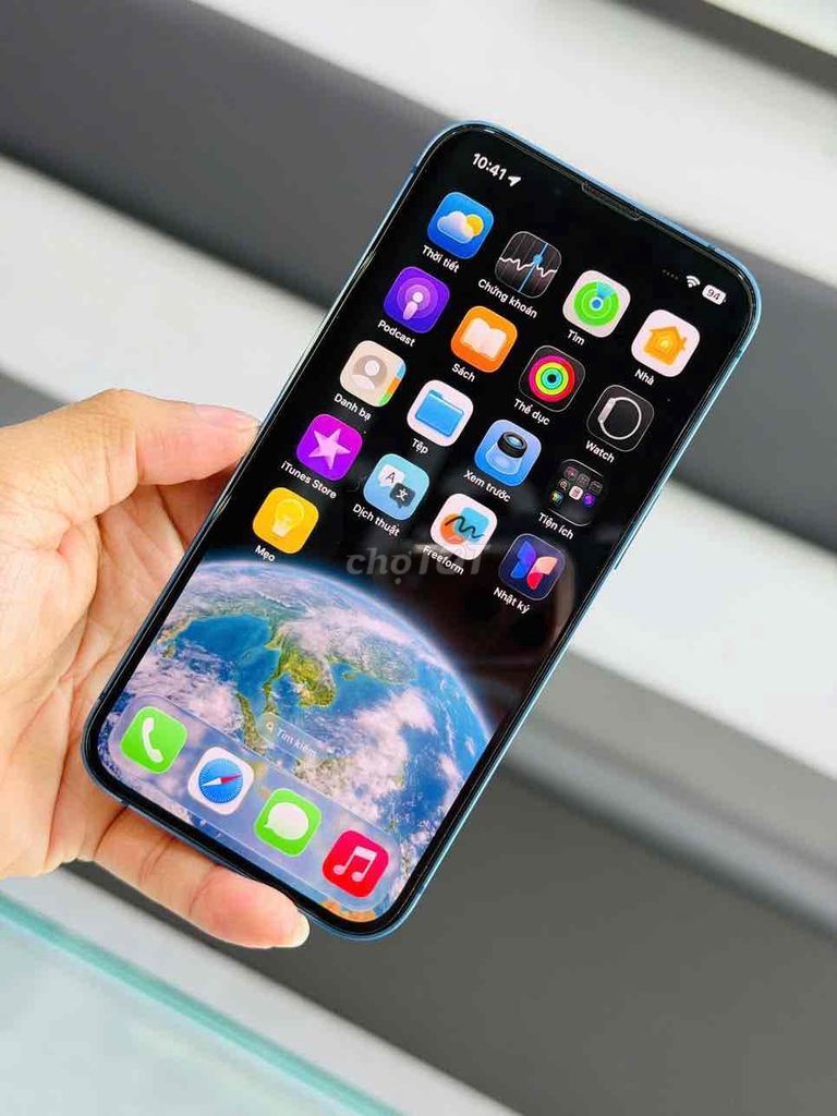 iPhone 13 quốc tế. Mua bán Điện thoại tại Quận 8 Tp Hồ Chí Minh được đăng bởi Đinh Quốc Kiệt hình 1