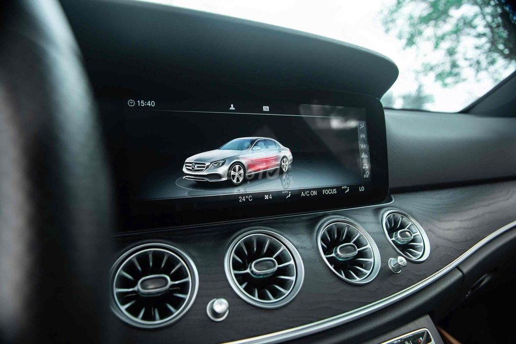 LONG ANH AUTO về Mercedes E200 Sport 2019. Mua bán Ô tô tại Quận 7 Tp Hồ Chí Minh được đăng bởi LongAnh AuTo  hình 11