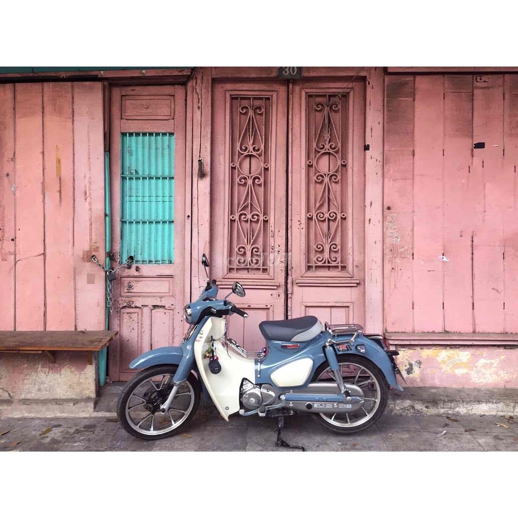 Honda Super Cub 125cc 2018 nhập Thái nguyên chiếc. Mua bán Xe máy tại Quận Tây Hồ Hà Nội được đăng bởi liu liu hình 1