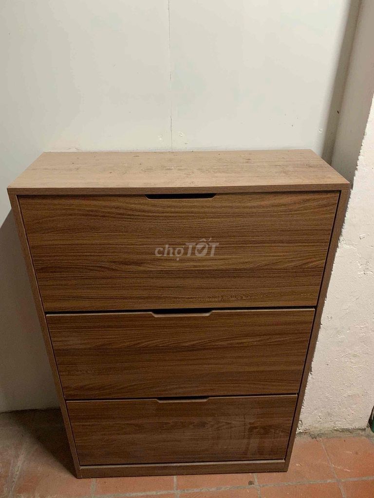 Tủ giày gỗ nâu 80x29.5x117cm. Mua bán Tủ, kệ gia đình tại Quận Hoàn Kiếm Hà Nội được đăng bởi Vũ Khánh hình 1