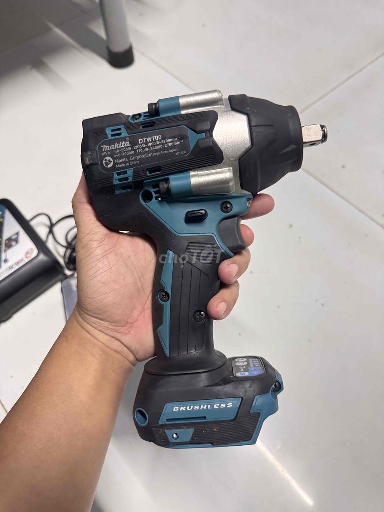 Trọn bộ máy siết bulong MKT DTW700. Mua bán Đồ chuyên dụng, Giống nuôi trồng tại Huyện Châu Phú An Giang được đăng bởi Hải Đăng hình 1