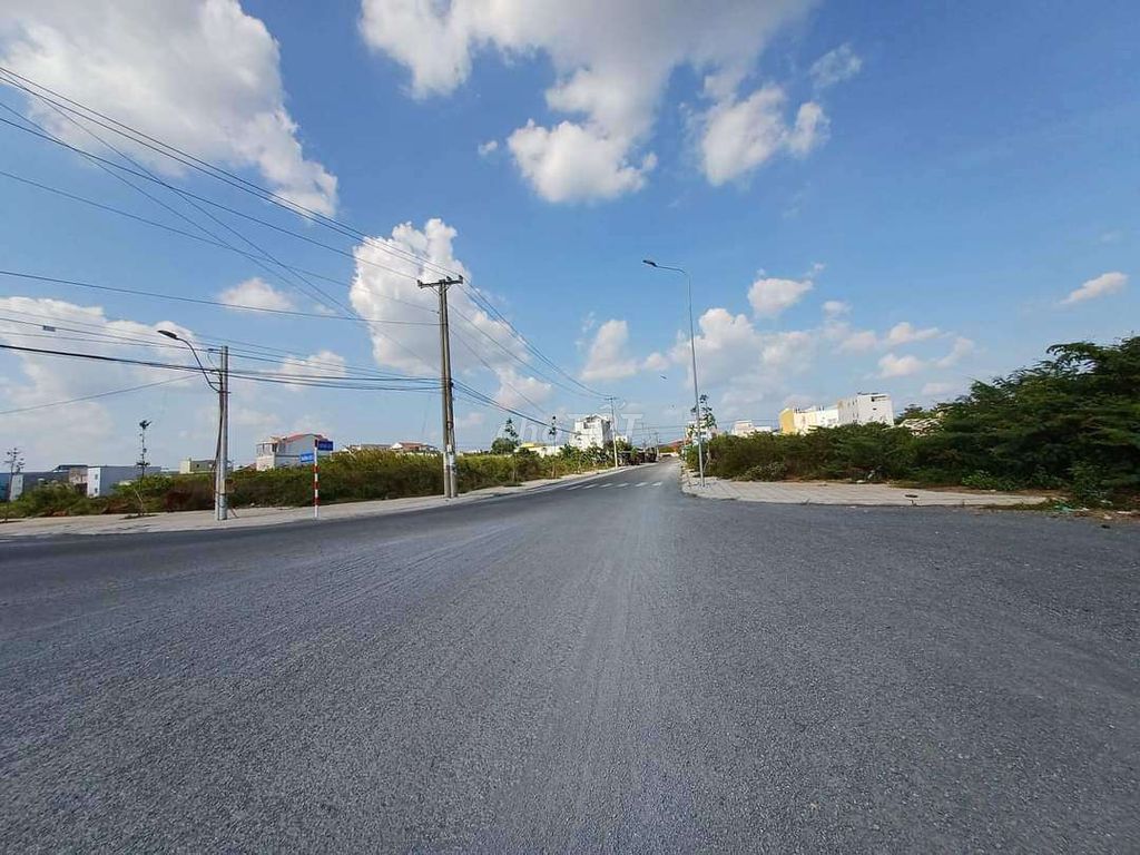 Bán nền đẹp đường số 10 KDC Đông Phú - Phú Nhơn - Đông Phú