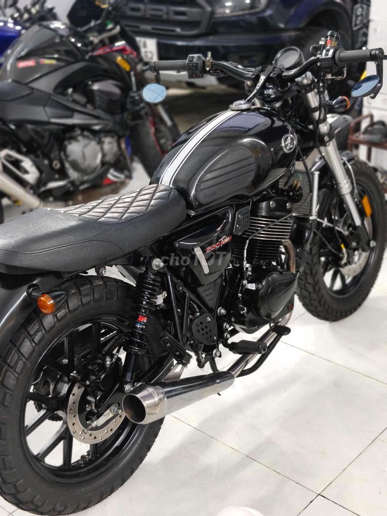 Мотоцикл GPX TWIN 250, 2021, черный, в отличном состоянии