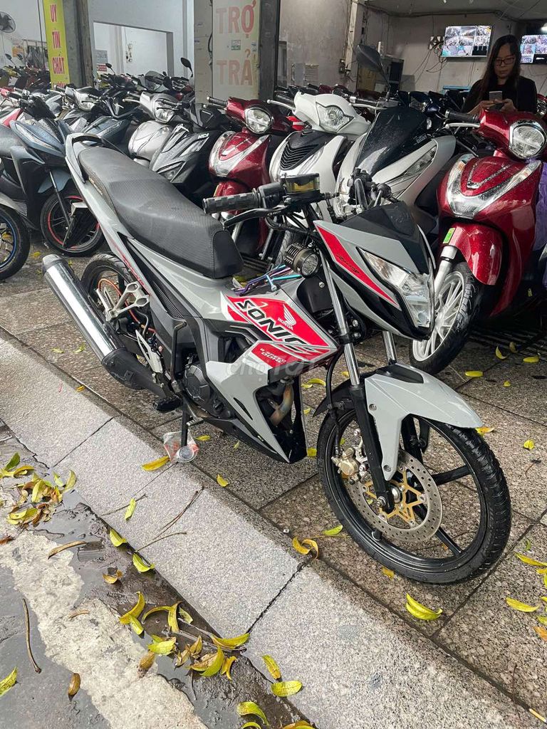 Honda sonic 150 2020 mới 90% hồ sơ gốc cầm tay. Mua bán Xe máy tại Quận Tân Phú Tp Hồ Chí Minh được đăng bởi Tuanduy hình 1