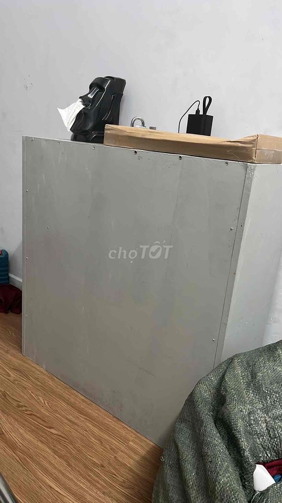 Bục trưng bày Xám 30x82x84 cm. Mua bán Nội thất, đồ gia dụng khác tại Quận Phú Nhuận Tp Hồ Chí Minh được đăng bởi Hau Huynh hình 1