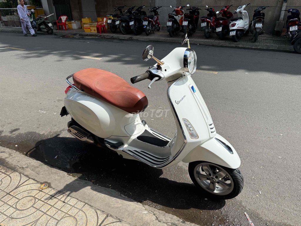 vespa primavera. Mua bán Xe máy tại Quận 5 Tp Hồ Chí Minh được đăng bởi Tên chưa cung cấp hình 1