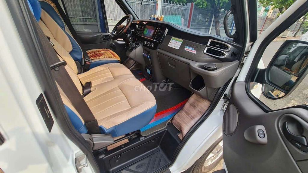 Ford Transit 2023 Trắng 70000 km. Mua bán Ô tô tại Quận 4 Tp Hồ Chí Minh được đăng bởi Minh Phương hình 10