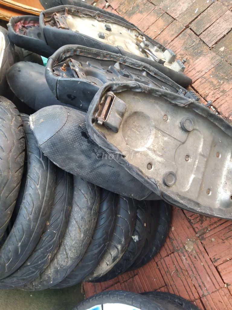 Yên xe Draem va wave  anh em nào có nhu cầu alo. Mua bán Phụ tùng xe tại Quận Hải Châu Đà Nẵng được đăng bởi VU THAO hình 6