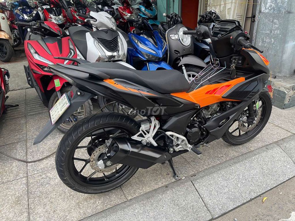 Honda winner x 2020 mới 90% Bstp chính chủ. Mua bán Xe máy tại Quận Tân Phú Tp Hồ Chí Minh được đăng bởi Tuanduy hình 3