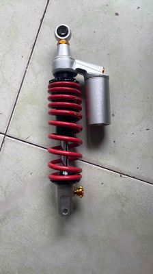 Phuộc xe máy X1R Đỏ Bạc Honda Vario Đã sử dụng. Mua bán Phụ tùng xe tại Thành phố Thủ Đức Tp Hồ Chí Minh được đăng bởi Nguyễn Chí Linh