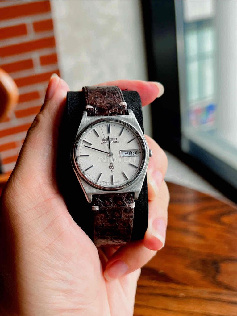 Seiko Lord Quartz Dial tuyết dây da rất đẹp