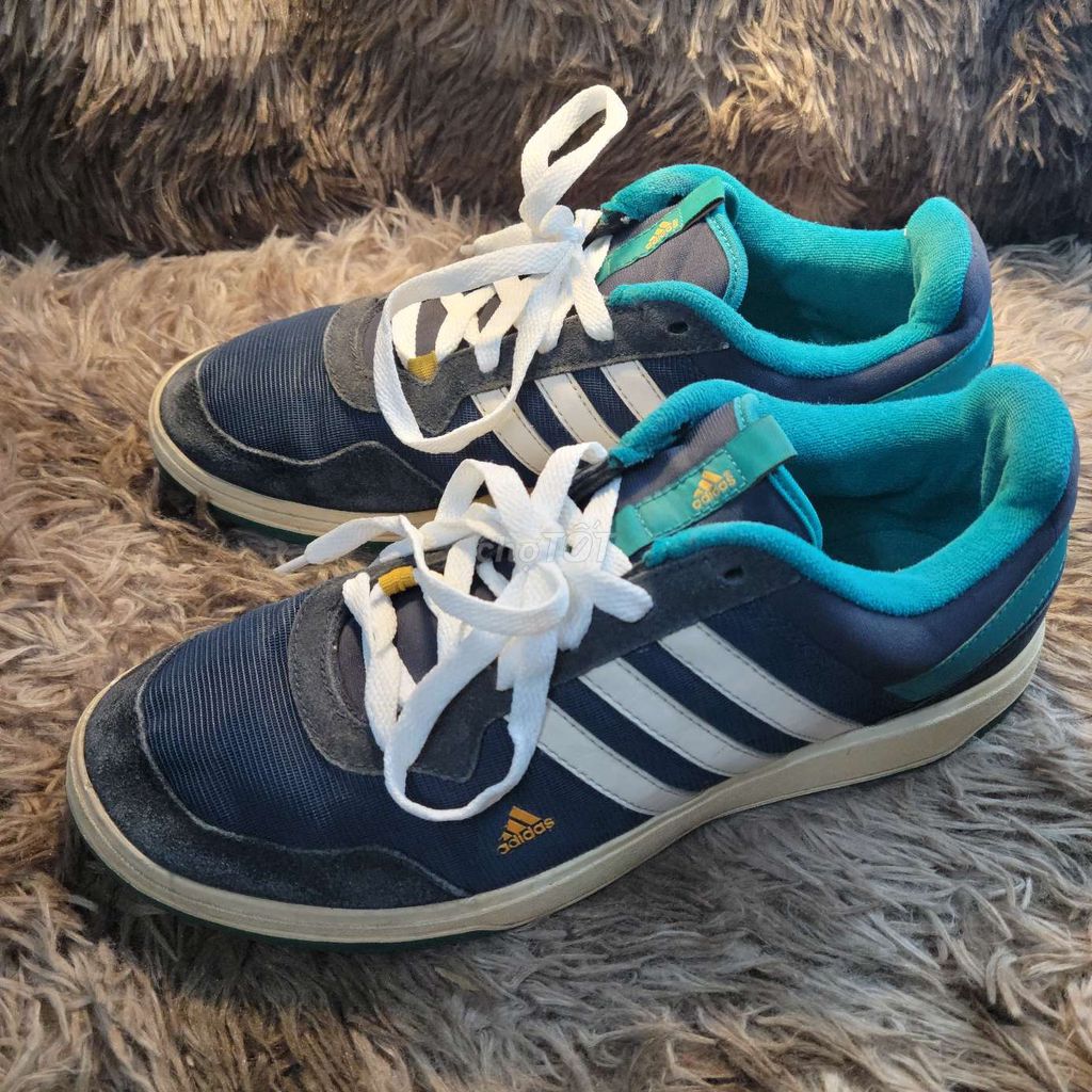 Adidas size 41.5 chinh hang