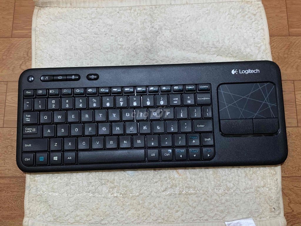 Bàn phím Logitech k400r