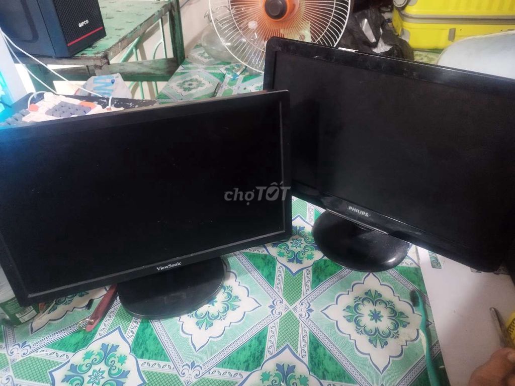 Màn hình Philips 192E2SB2 và ViewSonic 19 HD Đen. Mua bán Phụ kiện (Màn hình, Chuột...) tại Quận Thốt Nốt Cần Thơ được đăng bởi Quang Thắng hình 1