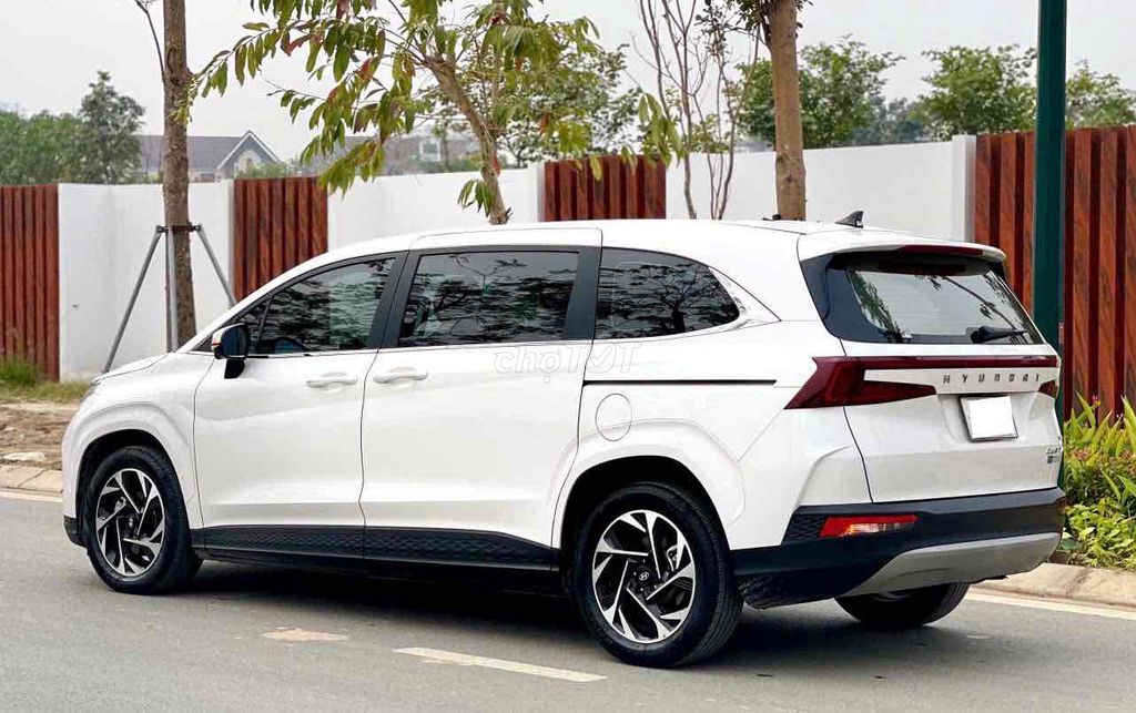 Hyundai Custin 2.0 Cao cấp sản xuất 2024. Mua bán Ô tô tại Quận Hà Đông Hà Nội được đăng bởi A Huan  hình 5