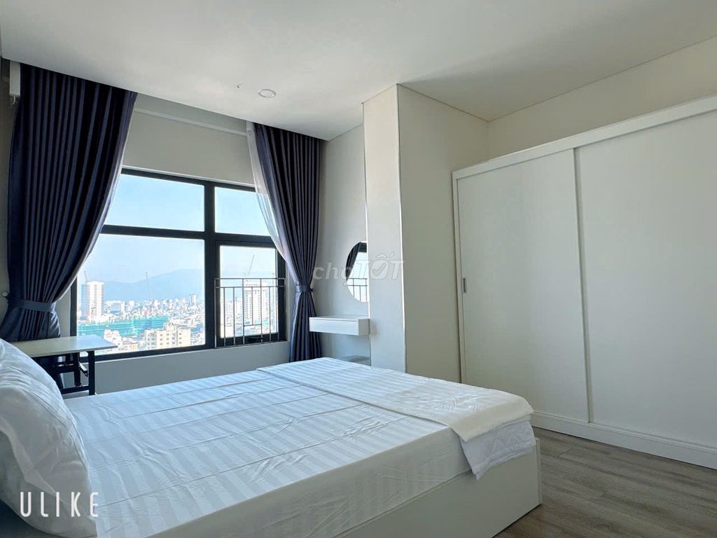 Corner 3-bedroom apartment with Dragon Bridge view — photo 6