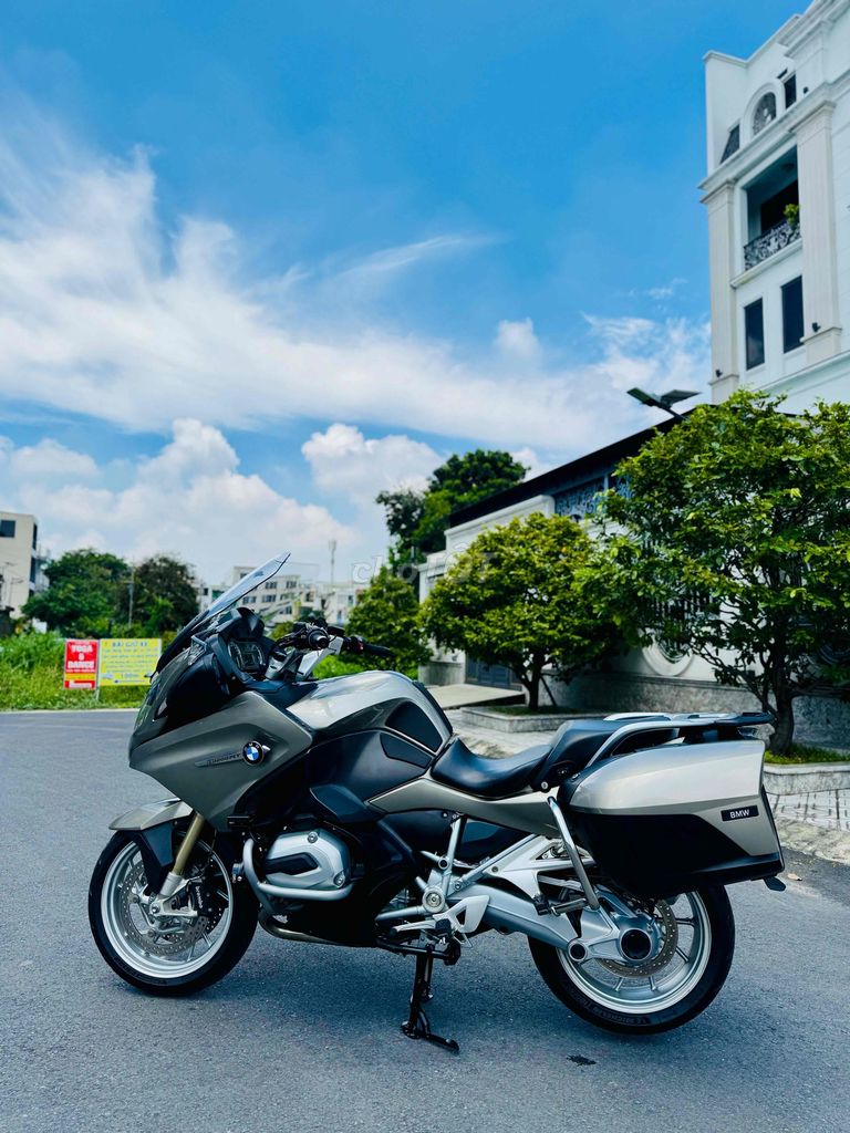 cần bán bmw r1200rt nhập đức siêu đẹp. Mua bán Xe máy tại Quận 12 Tp Hồ Chí Minh được đăng bởi yury man hình 6