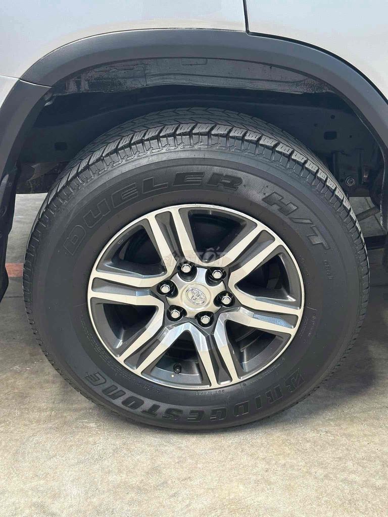 Toyota Fortuner 2017 MT. Mua bán Ô tô tại Thành phố Buôn Ma Thuột Đắk Lắk được đăng bởi Hiếu Đắk Lắk hình 18
