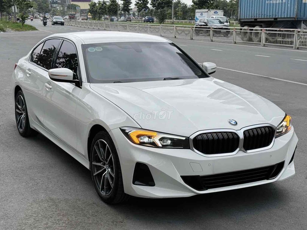 BMW 320i Sport Line LCI 2024 Siu Lướt 3.200km. Mua bán Ô tô tại Quận 7 Tp Hồ Chí Minh được đăng bởi Hoàng Thọ hình 2