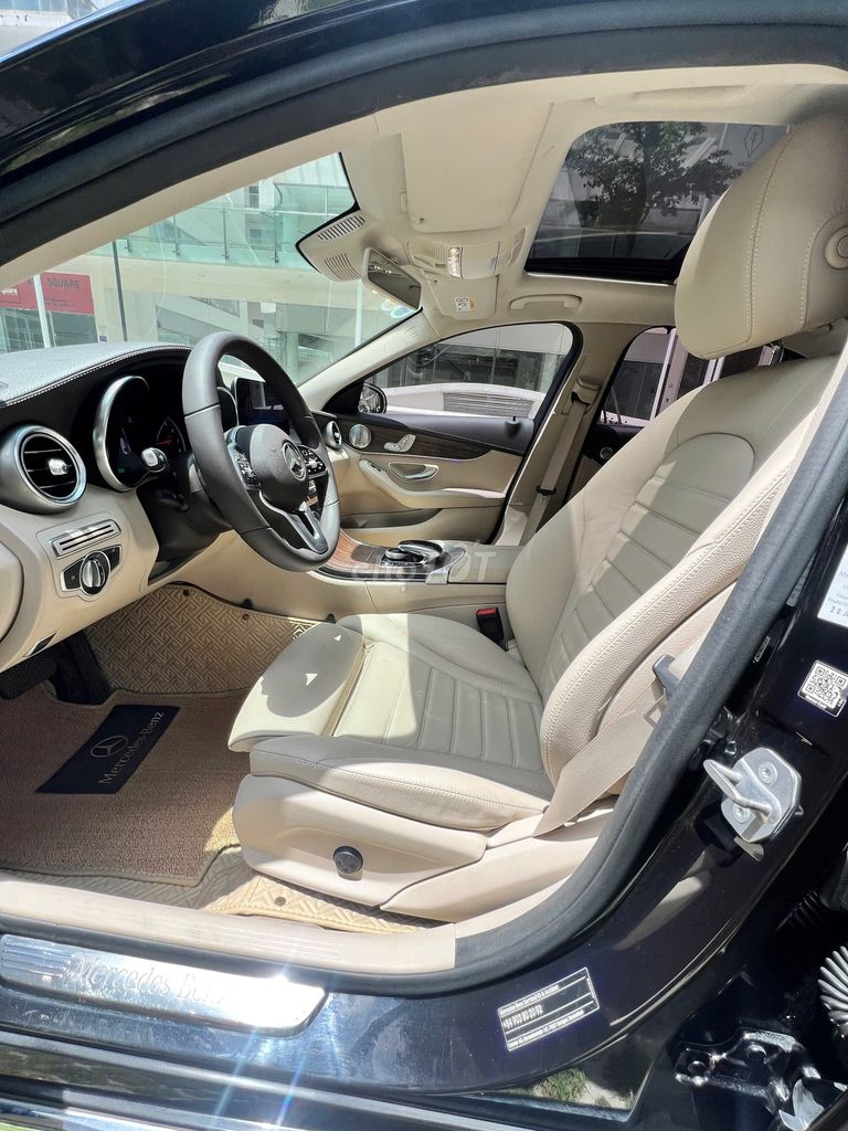 C200 Exclusive 2019  - 36.000miles Zin mới. Mua bán Ô tô tại Quận 7 Tp Hồ Chí Minh được đăng bởi tuấn anh hình 8