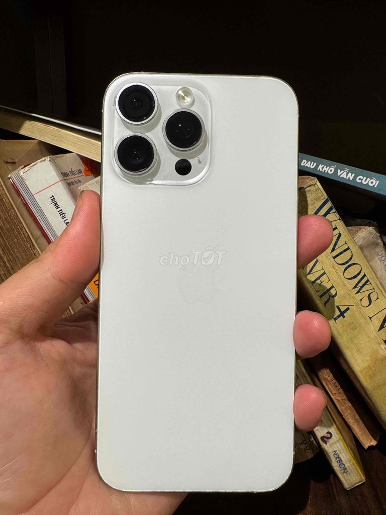 iPhone 16 Pro Max 512GB Bạc. Mua bán Điện thoại tại Quận Ninh Kiều Cần Thơ được đăng bởi Nắng Apple hình 1