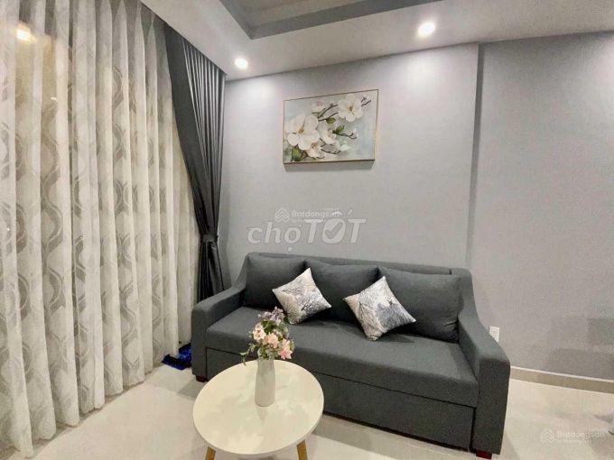 Chung cư stown giá 8tr5 nhà trống S :70m2