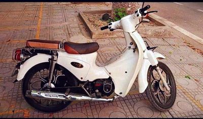 Xe máy Cub 50cc Trắng