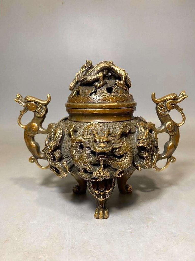 Lư xông trầm Đồng Cửu Long Kim Đỉnh. Mua bán Đồ sưu tầm, đồ cổ tại Huyện Cần Giuộc Long An được đăng bởi HânHânboss hình 1
