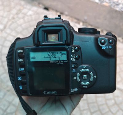 Máy ảnh Canon D350 kèm lens Ef 35-80mm. Mua bán Máy ảnh, Máy quay tại Quận Hai Bà Trưng Hà Nội được đăng bởi Đoàn Anh