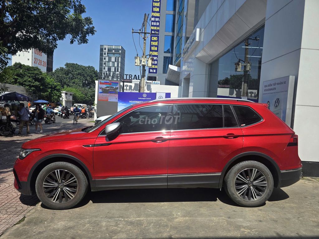 Volkswagen Tiguan. Mua bán Ô tô tại Quận 3 Tp Hồ Chí Minh được đăng bởi Volkswagen Central hình 4