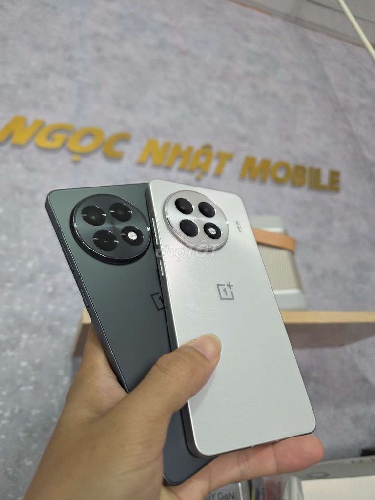 OnePlus Ace 5 (12/256) FullBox 8Gen3 VIP. Mua bán Điện thoại tại Thành phố Buôn Ma Thuột Đắk Lắk được đăng bởi Nguyễn Ngọc Nhật hình 1