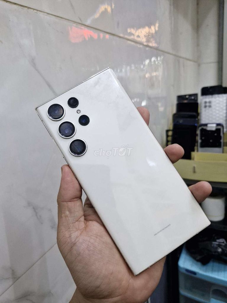 Samsung S23 Ultra Trắng. Mua bán Điện thoại tại Quận Ninh Kiều Cần Thơ được đăng bởi Điện Thoại Tốt hình 1
