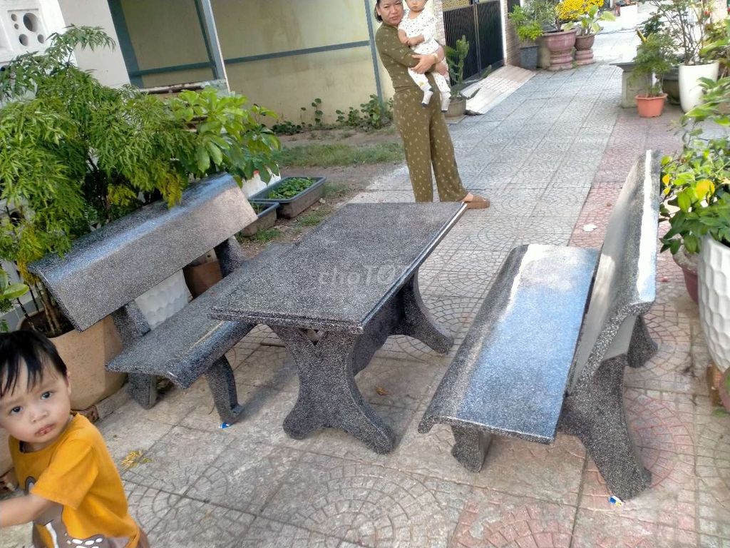 Bàn ghế đá sân vườn Tại Đà Nẵng. Mua bán Bàn ghế tại Quận Ngũ Hành Sơn Đà Nẵng được đăng bởi rin hình 1