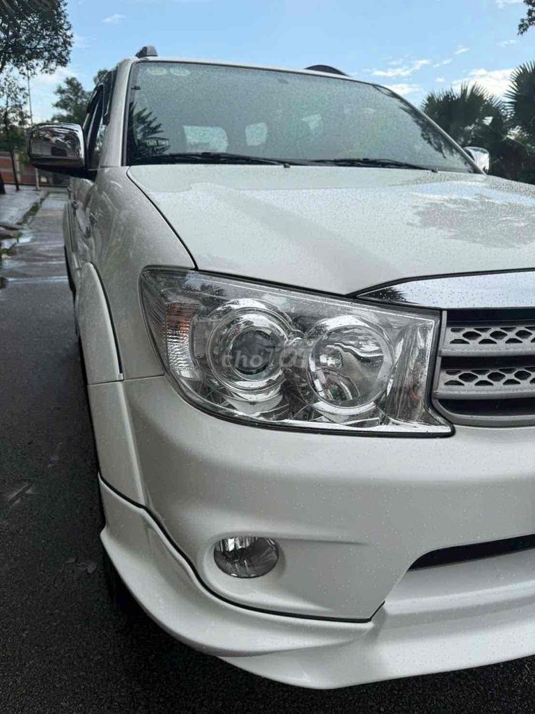 Toyota Fortuner trd 2 cầu 2011 2.7V - 43000 km. Mua bán Ô tô tại Huyện Tân Thạnh Long An được đăng bởi Dân Nguyễn công hình 4